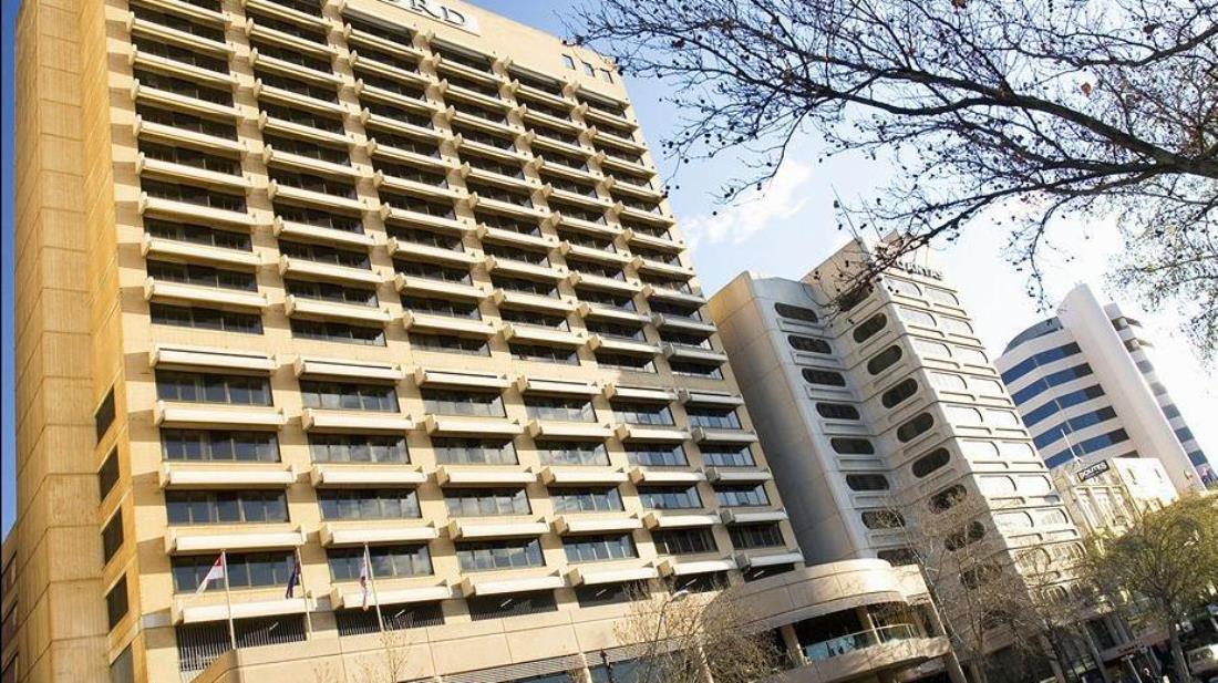 Stamford Plaza Adelaide Hotel Ngoại thất bức ảnh The National Heart, Lung, Blood and Transplant centre in London