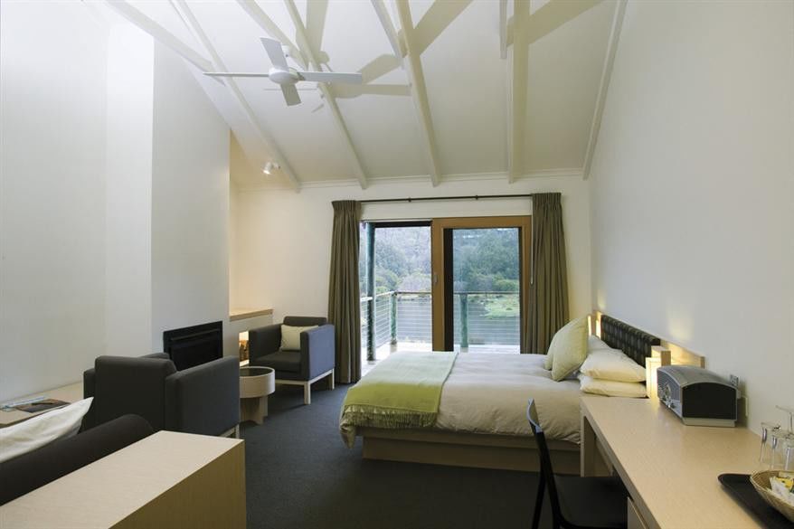 Stamford Plaza Adelaide Hotel Ngoại thất bức ảnh A room at the Cradle Mountain Hotel